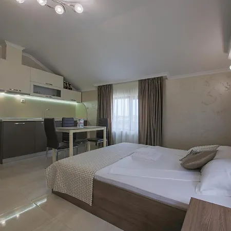 Guest house Phoenix 3*