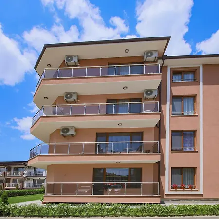 Phoenix Guest house 3*